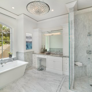 hulick residence master bathroom