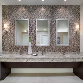 hunters ridge ladies bathroom
